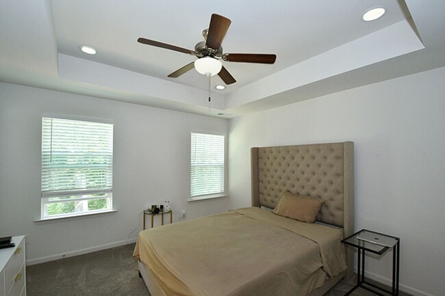 Building Photo - 2046 McDonald Dr