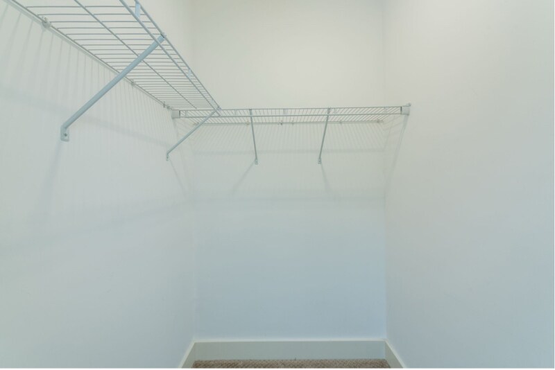 Building Photo - 32 Plant Pl