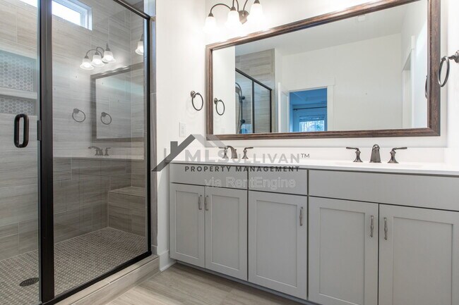 Building Photo - 1121 Crested Jay Dr