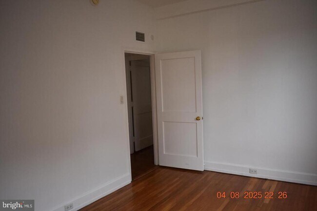 Building Photo - 6635 McCallum St