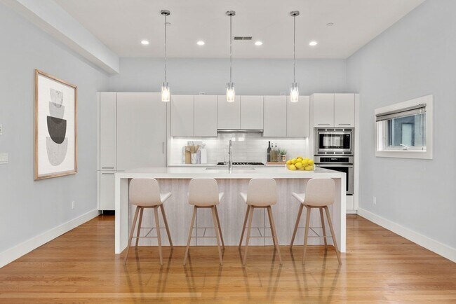 Building Photo - 43 A St