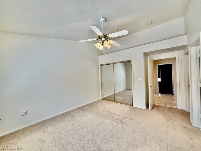 Building Photo - 2821 Byron Dr