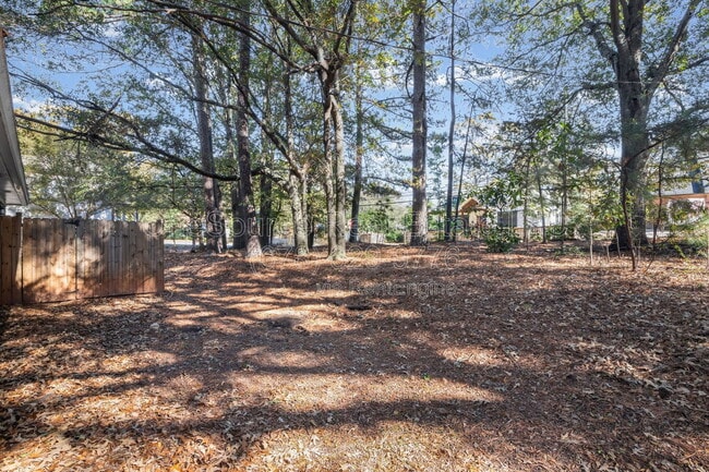 Building Photo - 2020 Whitfield St