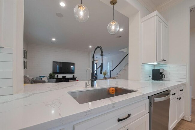 Building Photo - 14439 Basalt Ln