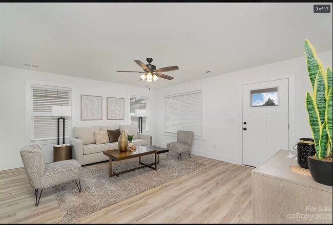 Building Photo - 3 Bed, 2 Bath Home in Landis NC!