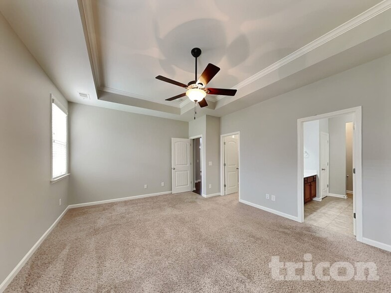 Building Photo - 2104 Bedford Bend