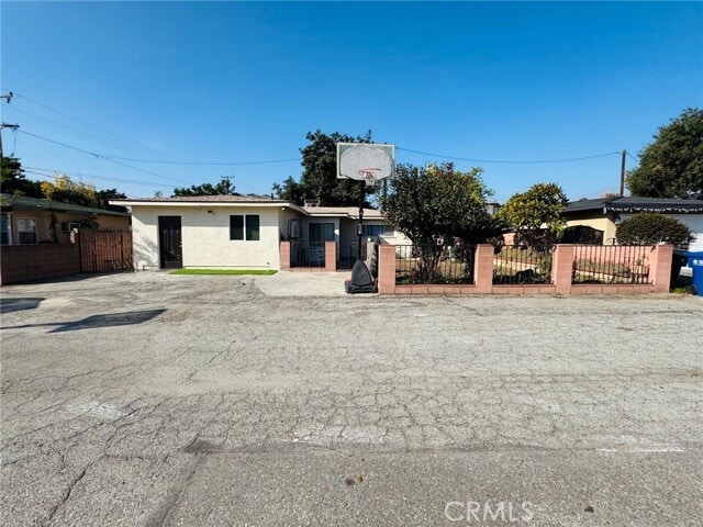 Building Photo - 12036 Roseglen St