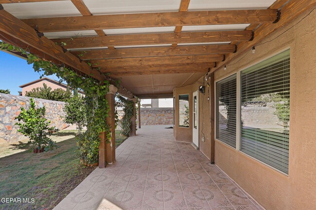 Building Photo - 5021 Silver Cholla Dr