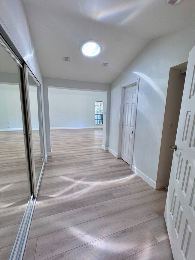 Building Photo - Beautifully remodeled 4 bedroom house in prime Woodland Hills Neighborhood