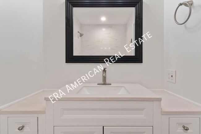 Building Photo - 228 Amberjack Dr