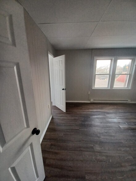 Building Photo - 215 Virginia Ave