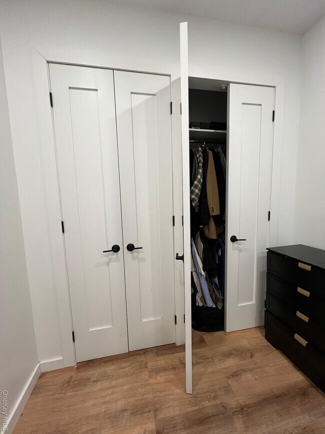 Building Photo - 1250 North Ave