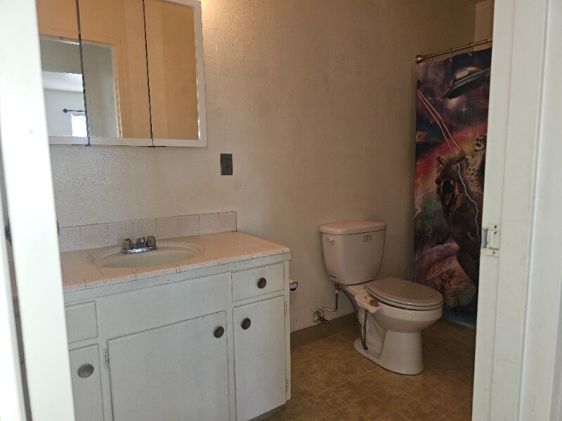 Building Photo - 1025 N Madison St