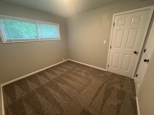 Building Photo - Welcome Home