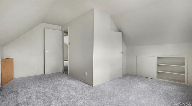 Building Photo - 26 Carriage Ln