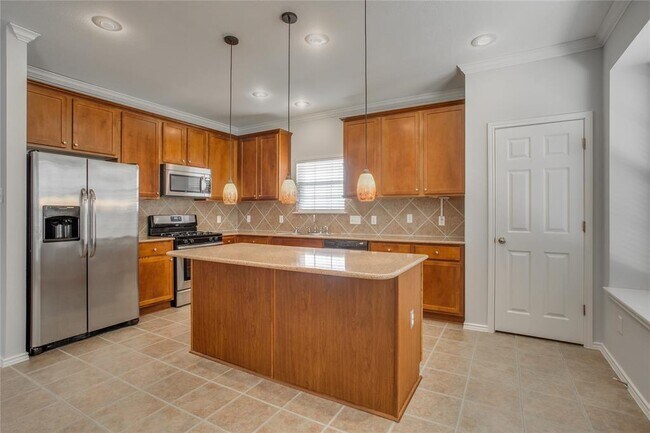 Building Photo - 16612 Brayton Park Dr