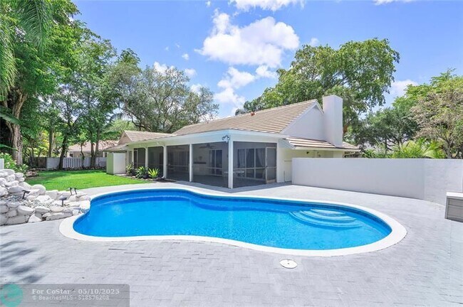 Building Photo - 10209 Vestal Ct