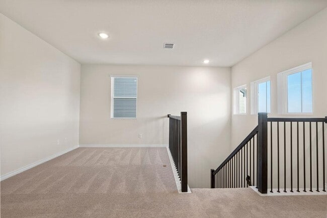 Building Photo - 108 Woodrow Ln