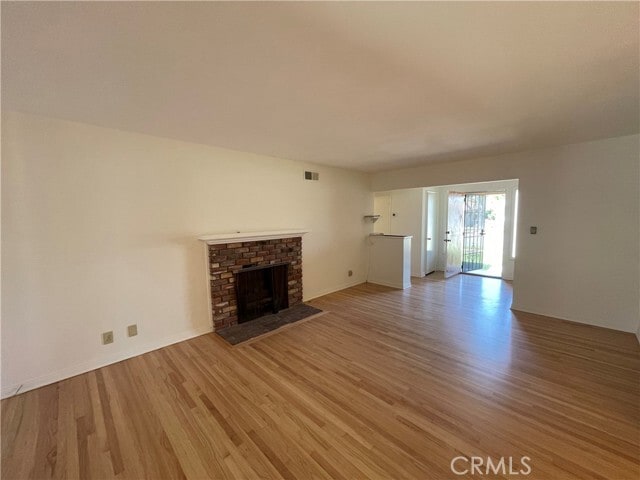 Building Photo - 1440 E Rose Ave