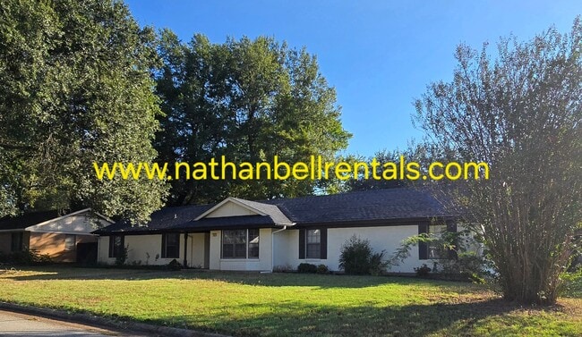 Primary Photo - 695 32nd St SE