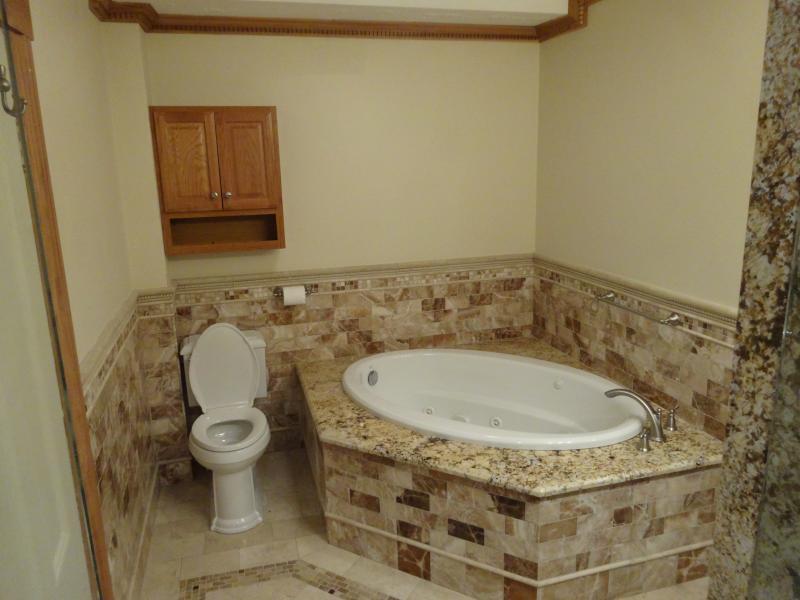 Building Photo - 57 Riverdale St