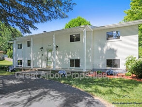 Building Photo - 3624 Maple Dr