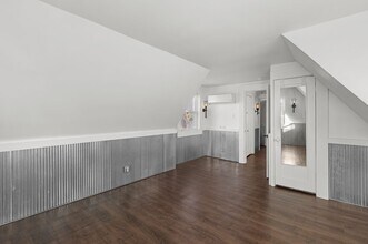 Building Photo - Charming  2BR 1.5Bath South City Home in Prime Dogtown Location