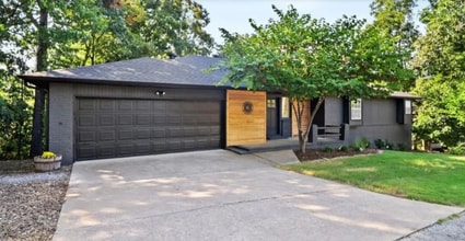 Building Photo - 5 Dunvegan Ln