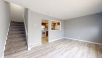 Building Photo - Elyria - updated 2 bedroom/1 bath townhouse.