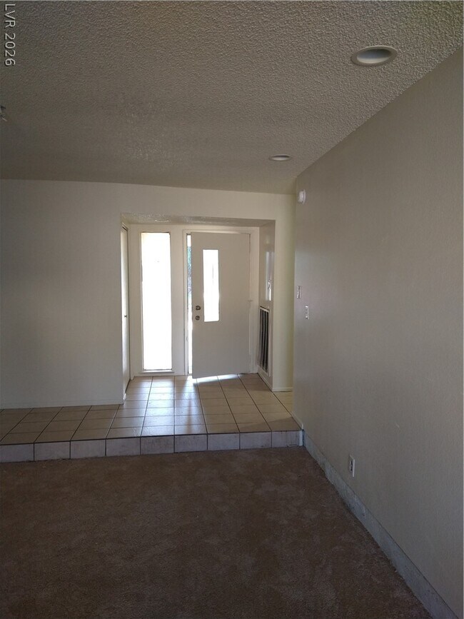 Building Photo - 212 Bradshaw Way
