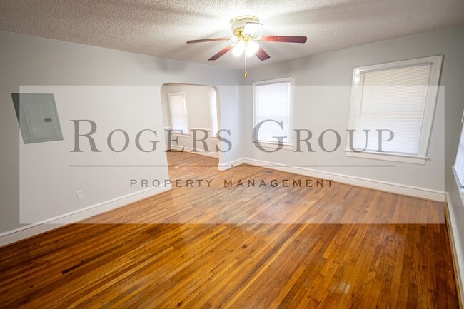 Building Photo - 1443 Perry Ave