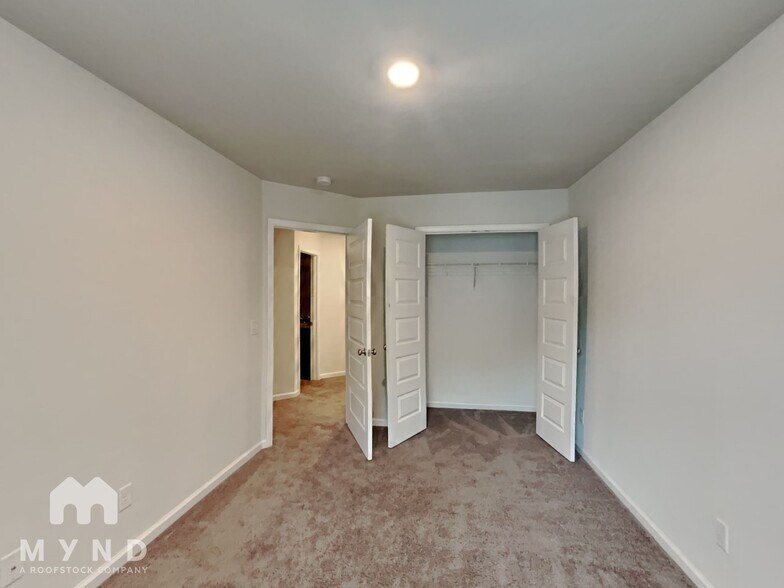 Building Photo - 1 Cardinal Ct