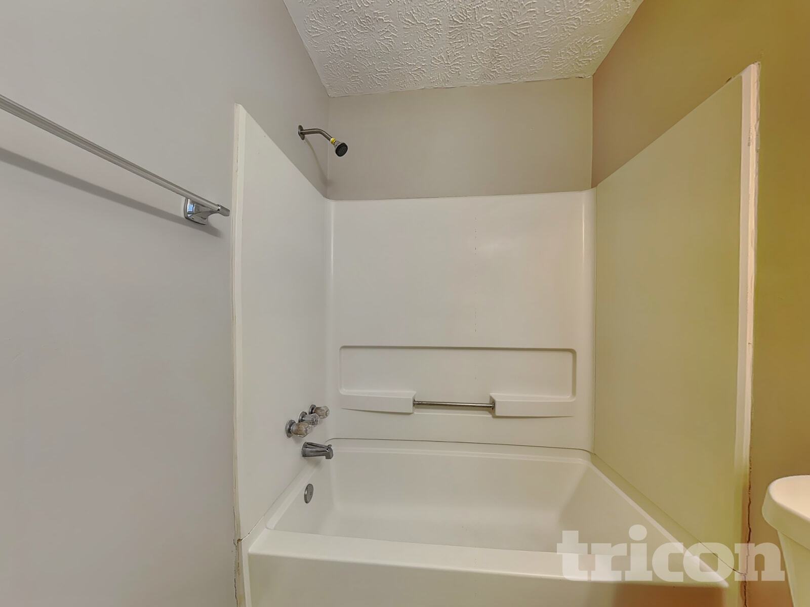 Building Photo - 1399 Ling Dr