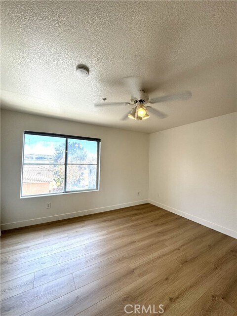 Building Photo - 1011 Harbor Village Dr