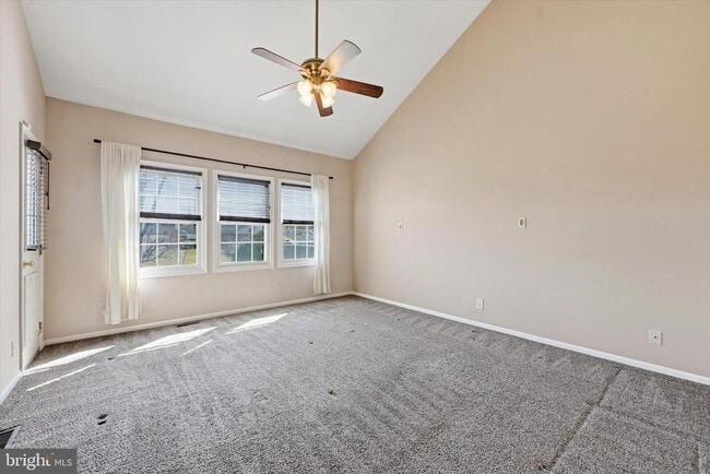 Building Photo - 36 Southampton Parish Rd