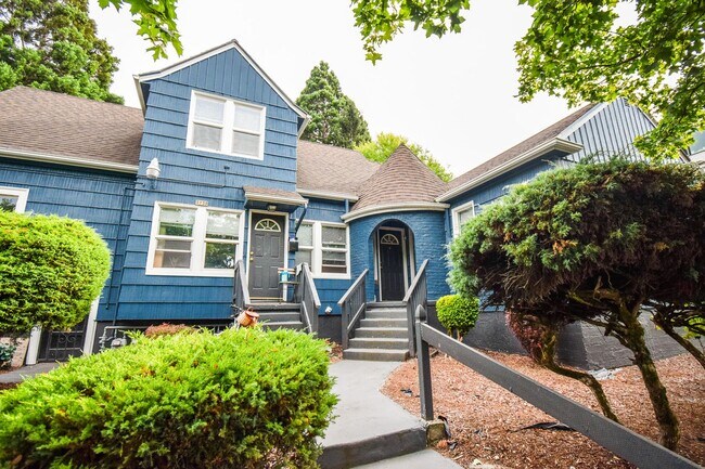 Building Photo - 1734 NE Killingsworth St