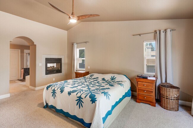 Building Photo - 4011 Prairie Falcon Dr