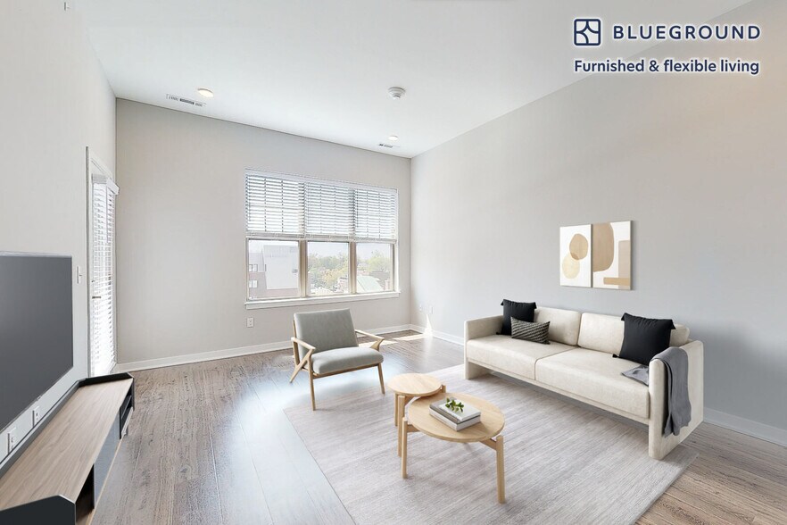 Primary Photo - 332 Halstead Ave