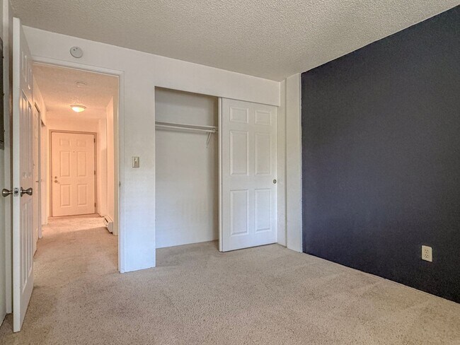 Building Photo - 2bd/2bth Condo Located Near Northgate Station, $1,800/mo.