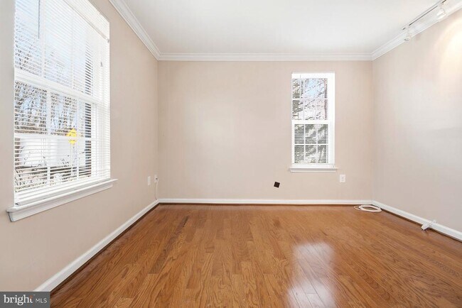 Building Photo - 7855 Port Capital Dr