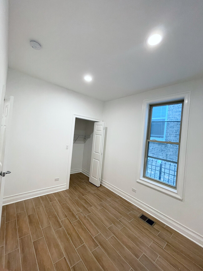 Bedroom 1 - 3043 N Monticello Ave