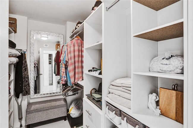 Building Photo - 5200 N Ocean Blvd