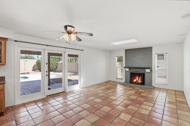 Building Photo - Beautiful Home in McCormick Ranch