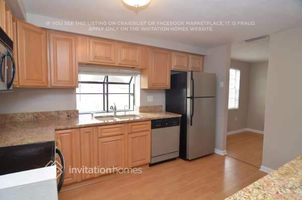 Building Photo - 7173 Channelside Ln