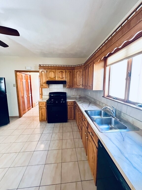 Building Photo - 34 Medford St