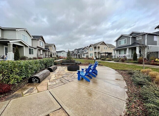 Building Photo - Beautiful Home Ten Trails Community Black Diamond