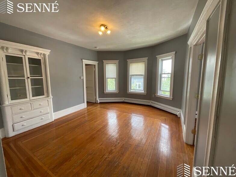 Building Photo - 97 Morrison Ave