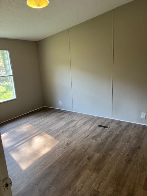 Building Photo - 6185 Leigh Ln