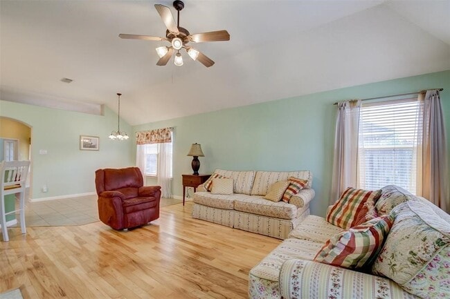 Building Photo - 2608 Easton Springs Ct