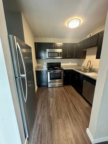 Interior Photo - Residences at Lakeshore
